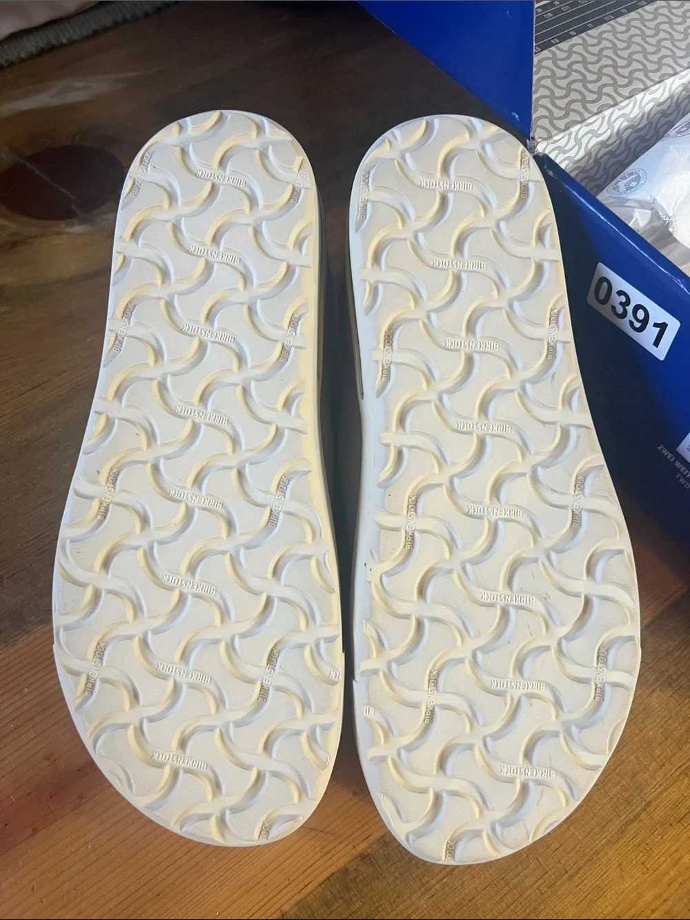 Birkenstock Suede Bend Low  Sneakers - in Antique White sz 37